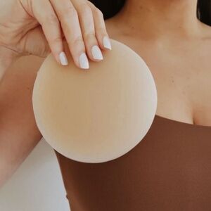 Brand NEW CAKES Nipple Covers - Honey (DDD+)